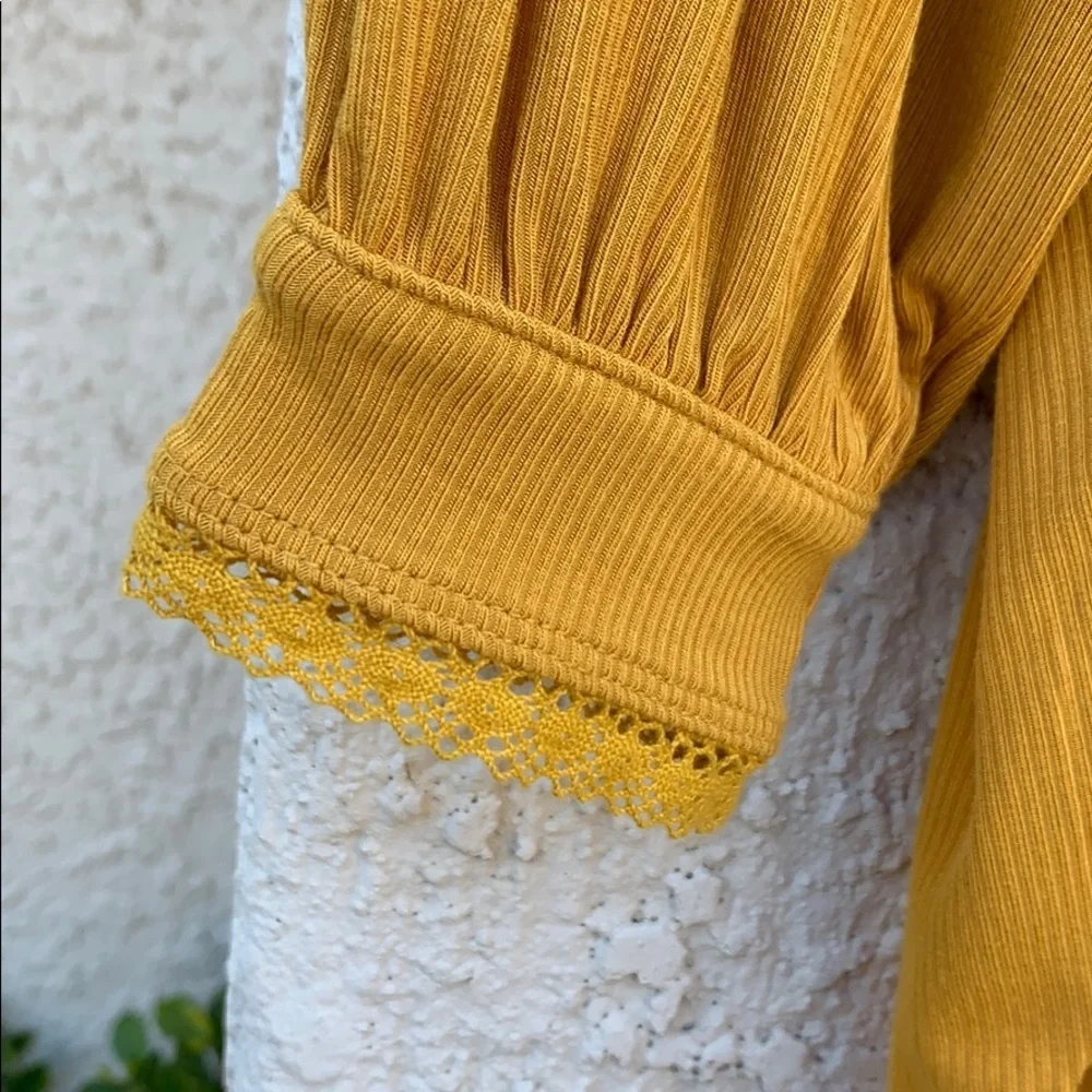 💚Free People Shimmy Shake Gold Top Womens Size M